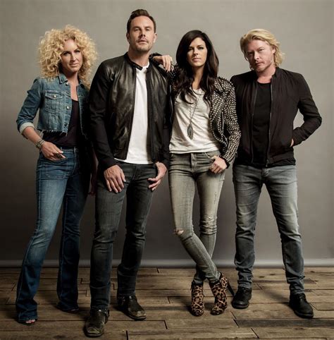 how old are the members of little big town